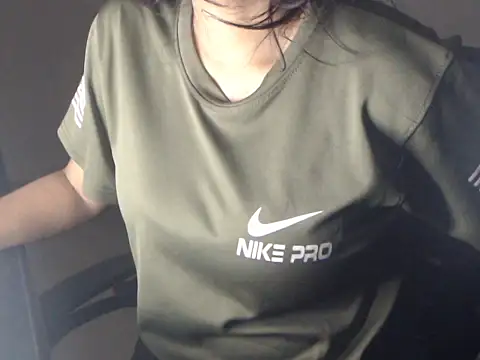 Snapshot of DevilErin chatting on January 2026 03:48:02 PM DevilErin online show from January 2026 03:48:02 PM