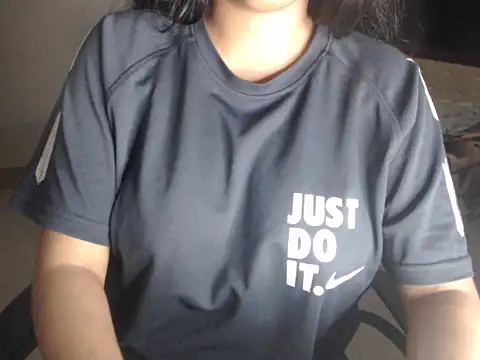DevilErin online show from March 2026 03:49:02 PM