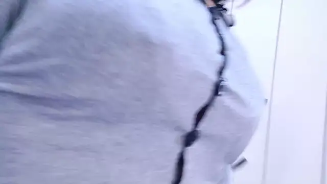 Im Yu-na online show from October 2025 12:56:02 AM