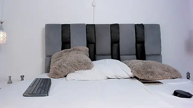 Bunny girl 006 online show from March 2025 01:02:01 PM