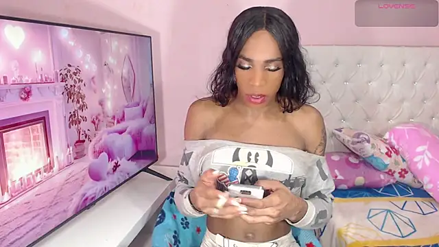 DannaDocell online show from March 2025 10:55:02 AM