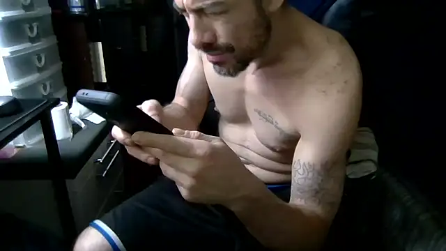 MasterJizzJunky online show from April 2026 06:54:01 PM