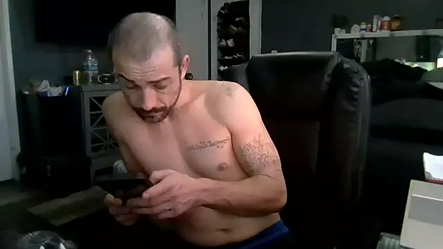 MasterJizzJunky online show from April 2026 05:25:01 PM