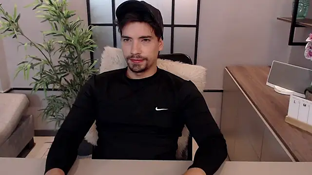 Ian Daviz online show from February 2025 02:17:02 AM