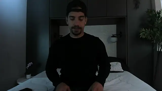 Ian Daviz online show from March 2025 08:00:01 PM