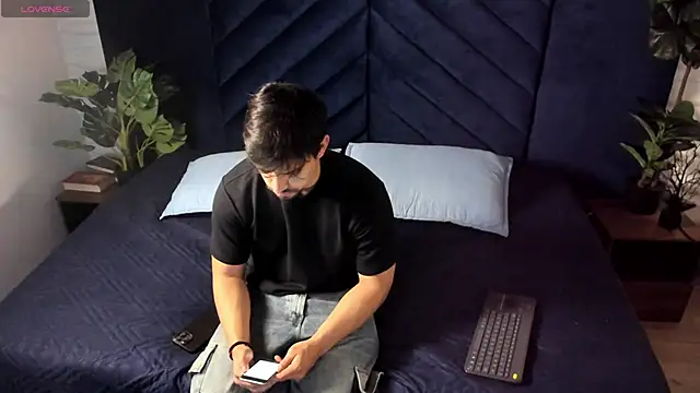 Ian Daviz online show from October 2025 11:45:01 AM