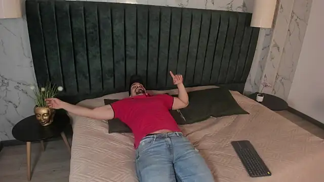 Ian Daviz online show from October 2025 12:48:02 PM