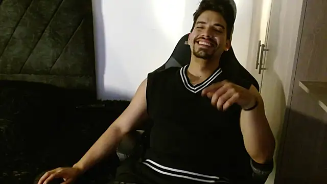 Ian Daviz online show from February 2026 09:23:02 PM