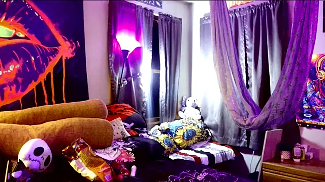KRYZTALYNXXX online show from February 2025 04:50:02 AM