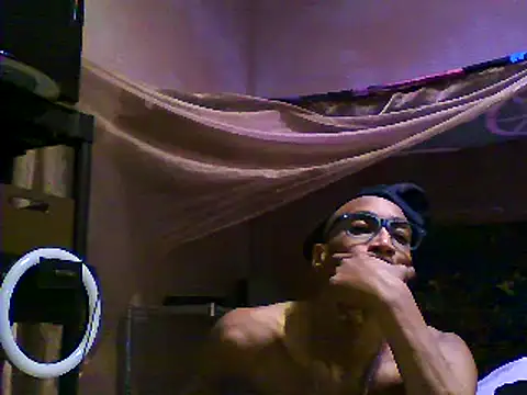 Snapshot of JdLove1 chatting on December 2024 04:35:02 PM JdLove1 online show from December 2024 04:35:02 PM