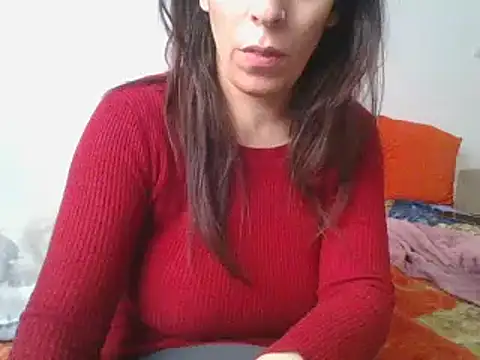 Snapshot of hairygirl80 chatting on March 2025 09:21:01 AM hairygirl80 online show from March 2025 09:21:01 AM