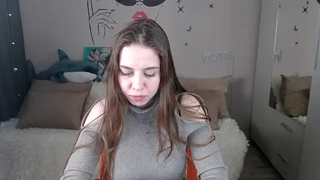 Snapshot of SummerLeena chatting on February 2025 01:41:02 PM SummerLeena online show from February 2025 01:41:02 PM