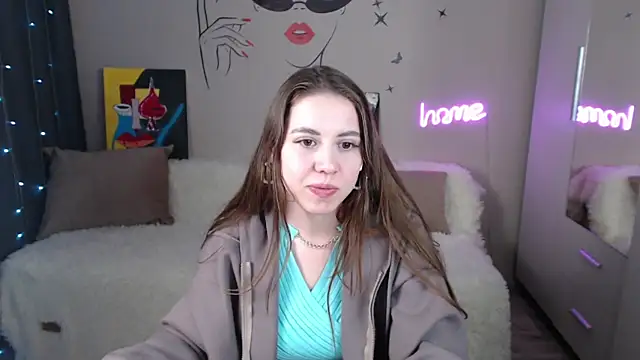 Snapshot of SummerLeena chatting on January 2025 05:31:01 PM SummerLeena online show from January 2025 05:31:01 PM