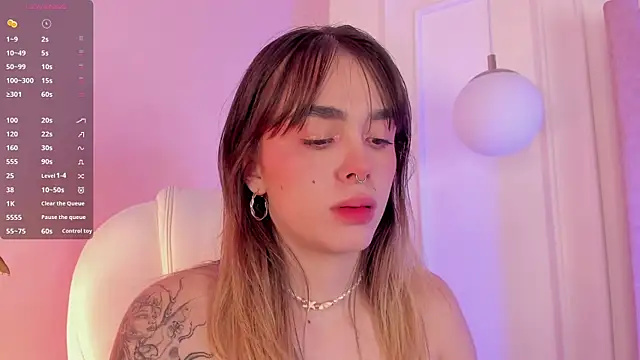 Lucy Vega online show from January 2026 04:38:02 AM