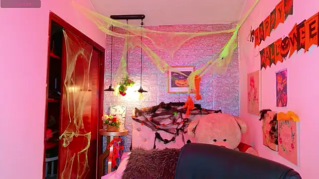 Snapshot of meghan_nill chatting on October 2025 02:56:02 AM meghan nill online show from October 2025 02:56:02 AM