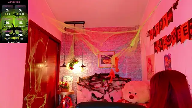 Snapshot of meghan_nill chatting on October 2025 02:54:01 AM meghan nill online show from October 2025 02:54:01 AM