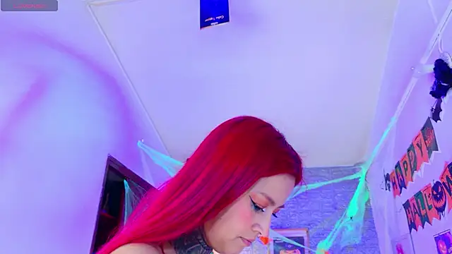 Snapshot of meghan_nill chatting on October 2025 02:41:02 AM meghan nill online show from October 2025 02:41:02 AM