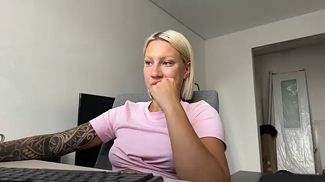 AnneBall online show from July 2026 10:00:01 AM