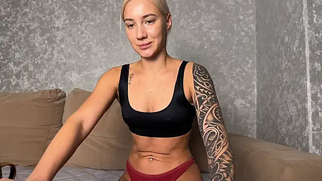 AnneBall online show from November 2025 08:18:02 AM