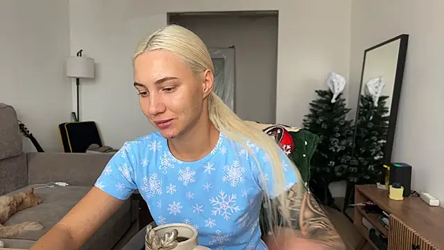 AnneBall online show from December 2025 09:22:02 AM