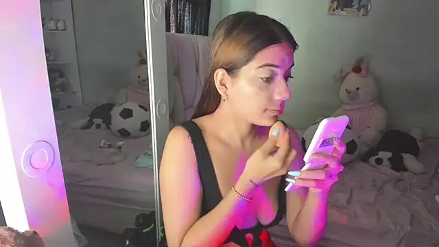 KittyKlum online show from March 2026 04:23:02 PM