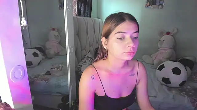 KittyKlum online show from March 2026 04:15:01 PM