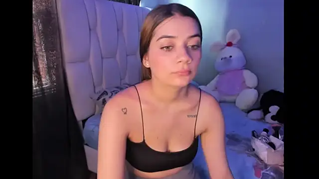 KittyKlum online show from February 2025 04:53:01 PM