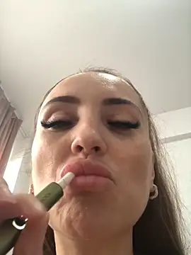 madonnaaaa online show from February 2026 09:10:01 AM