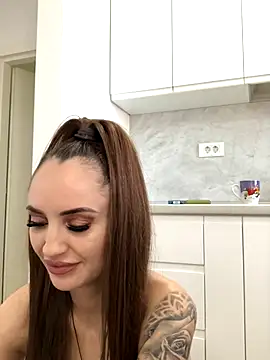 madonnaaaa online show from October 2025 10:14:02 AM