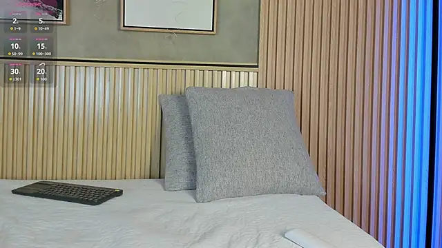 Snapshot of nina_soul chatting on November 2025 12:37:02 PM nina soul online show from November 2025 12:37:02 PM