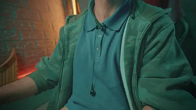 Snapshot of alex-volo chatting on December 2024 02:27:02 PM alex-volo online show from December 2024 02:27:02 PM