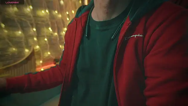 Snapshot of alex-volo chatting on December 2024 03:44:01 AM alex-volo online show from December 2024 03:44:01 AM