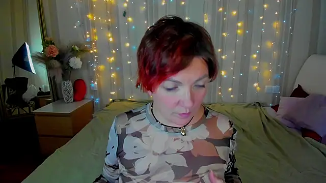 Snapshot of Katherine_Fox chatting on March 2025 10:10:01 PM Katherine Fox online show from March 2025 10:10:01 PM
