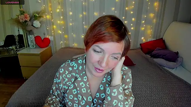 Snapshot of Katherine_Fox chatting on February 2025 10:39:02 AM Katherine Fox online show from February 2025 10:39:02 AM