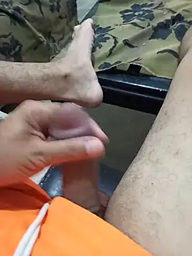 manuelmen211 online show from November 2025 02:37:01 AM