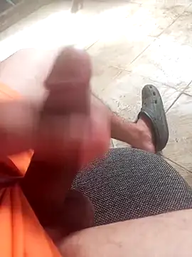 manuelmen211 online show from April 2026 01:28:01 PM