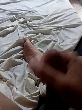 manuelmen211 online show from March 2026 01:57:01 PM