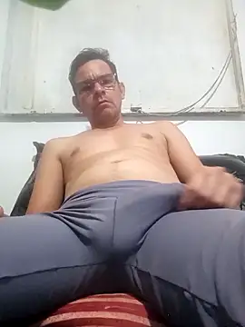 manuelmen211 online show from November 2025 03:00:02 AM