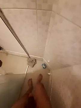 brunolorran6969 online show from December 2024 11:49:02 PM