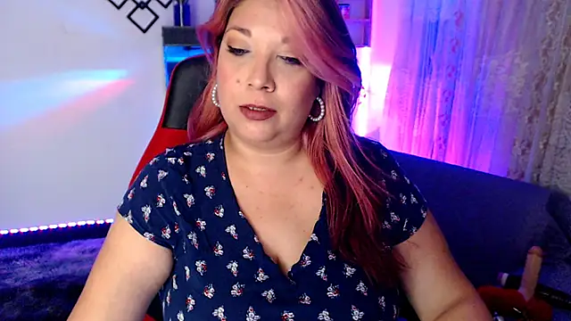 Snapshot of Scarlette_thoms chatting on March 2025 12:21:01 AM Scarlette thoms online show from March 2025 12:21:01 AM