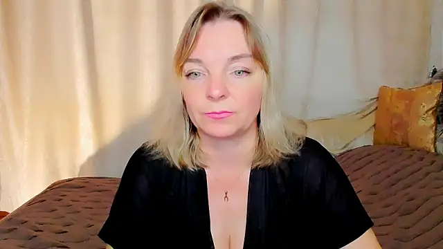 Regina  blue online show from September 2025 03:50:01 PM