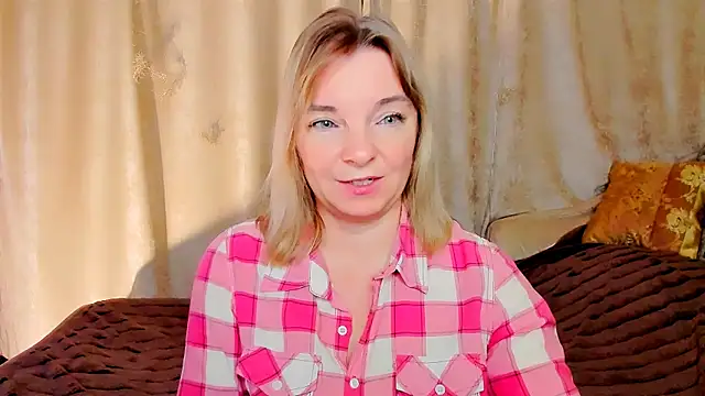 Regina  blue online show from October 2025 03:24:01 PM