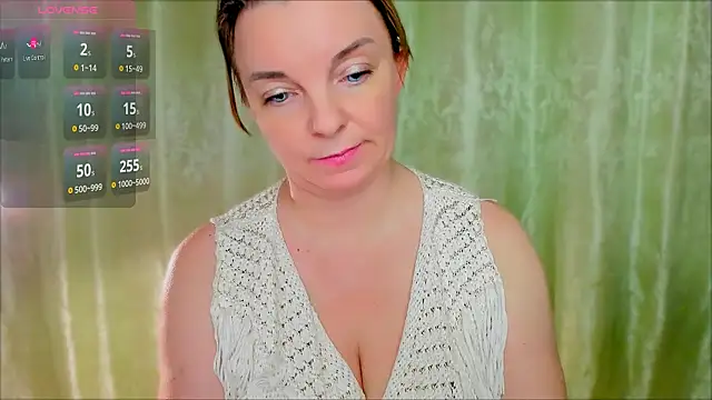 Regina  blue online show from February 2025 09:09:01 PM