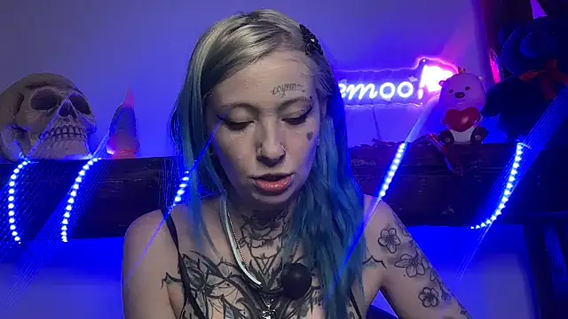 coyemoo online show from February 2025 10:44:01 AM