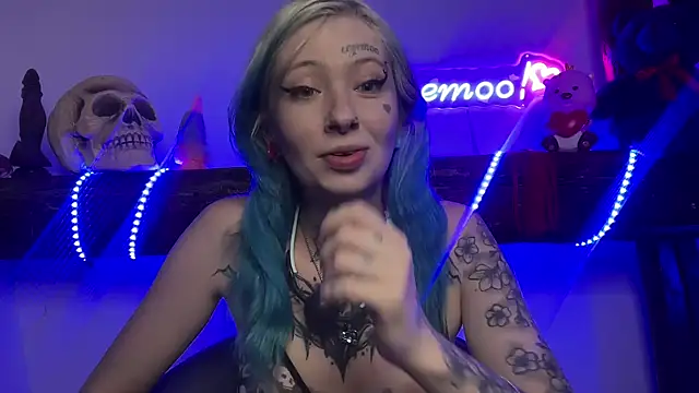 coyemoo online show from February 2025 08:04:02 PM