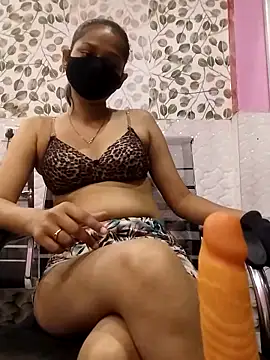 Snapshot of Kashish_18 chatting on March 2025 06:08:02 AM Kashish 18 online show from March 2025 06:08:02 AM