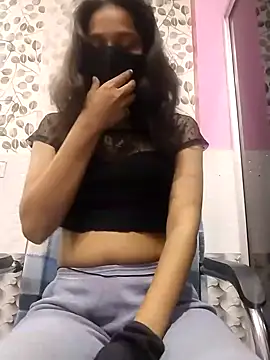 Snapshot of Kashish_18 chatting on February 2025 06:02:02 AM Kashish 18 online show from February 2025 06:02:02 AM