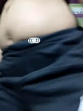 Snapshot of Kashish_18 chatting on June 2026 07:31:01 AM Kashish 18 online show from June 2026 07:31:01 AM