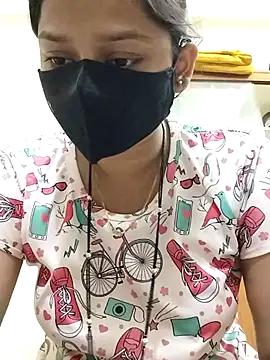 Snapshot of Kashish_18 chatting on November 2025 07:30:01 AM Kashish 18 online show from November 2025 07:30:01 AM