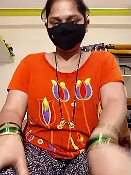 Snapshot of Kashish_18 chatting on February 2026 12:32:01 PM Kashish 18 online show from February 2026 12:32:01 PM